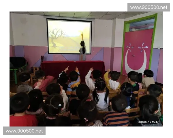 《时空英雄队伍的传奇冒险:跨越宇宙与时间的使命之战》 《时空英雄队伍的传奇冒险:跨越宇宙与时间的使命之战》